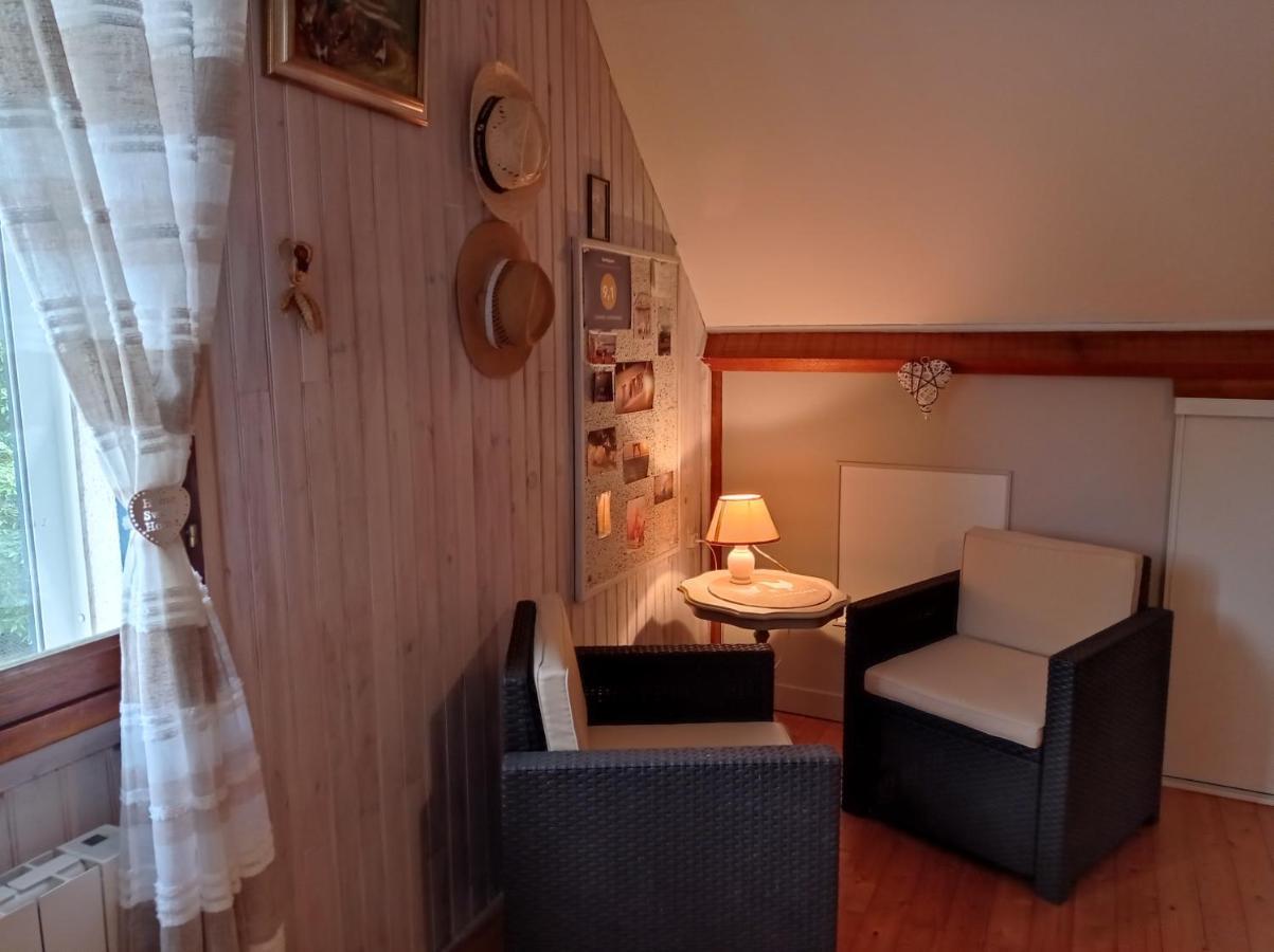 Chambre Campagnarde Du Gres Rouge De Beauval Exteriör bild